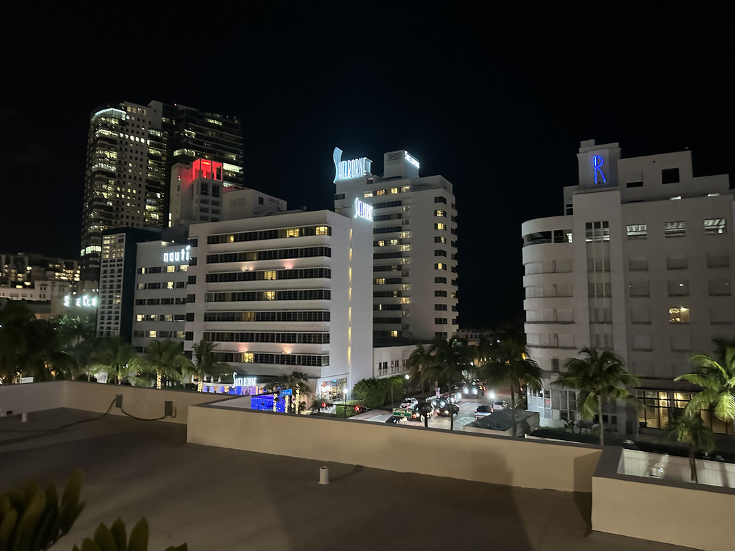 84841111-3126-47EB-BCF9-767B0F807289