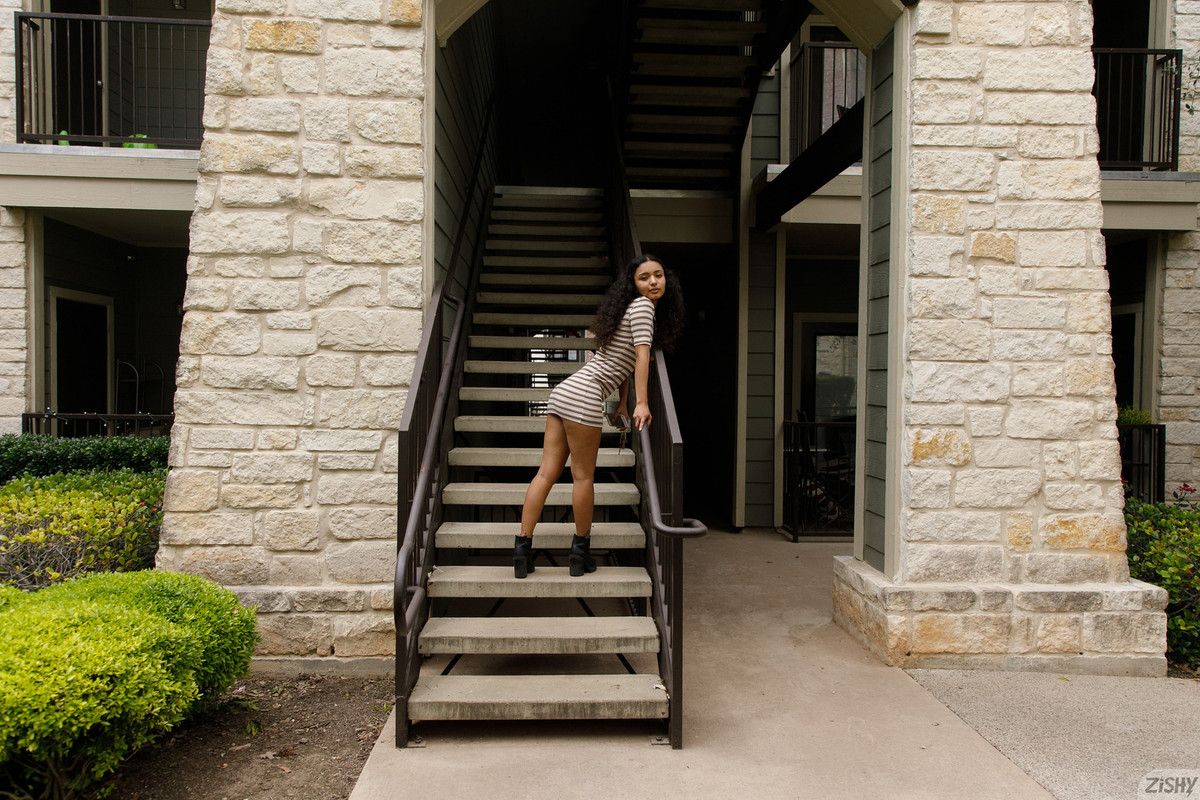 full_009_1138181251077117