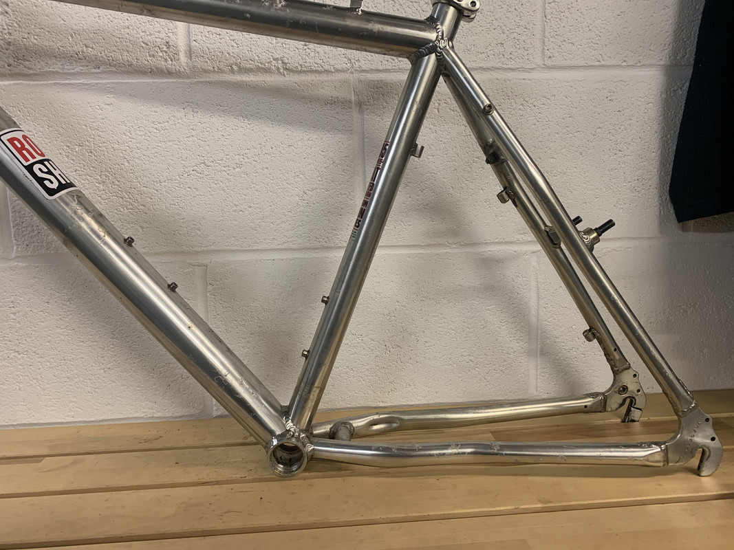 71F4DFA6-80C3-4E7A-849B-837A9D85D384