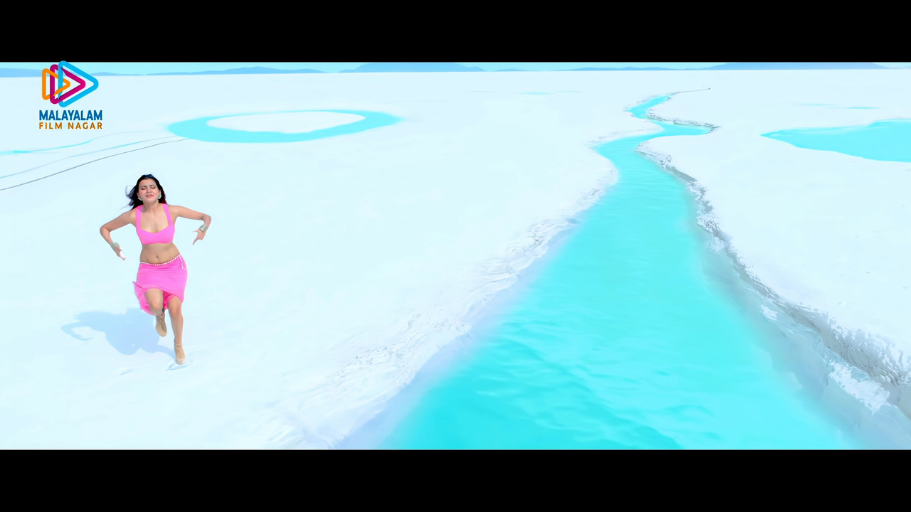 Samantha Hot Song 01 Alludu seenu 4K  sourch.mp4_snapshot_00.36.738