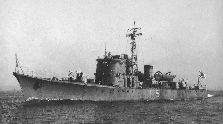 Japanese_submarine_chaser_CH-15_1941