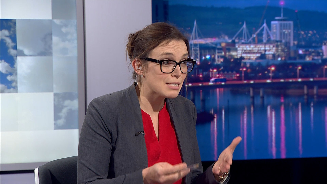 10.27 - 18.00.00 - ITV News Wales at Six..ts_snapshot_09.05.014