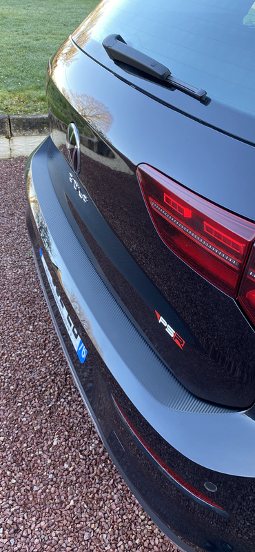 E2041956-55E3-4262-9EE3-BA80794CC370