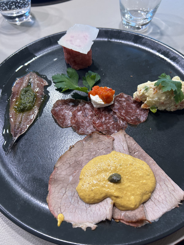 8B522CA8-E983-4ADA-95E6-112D0C88A515