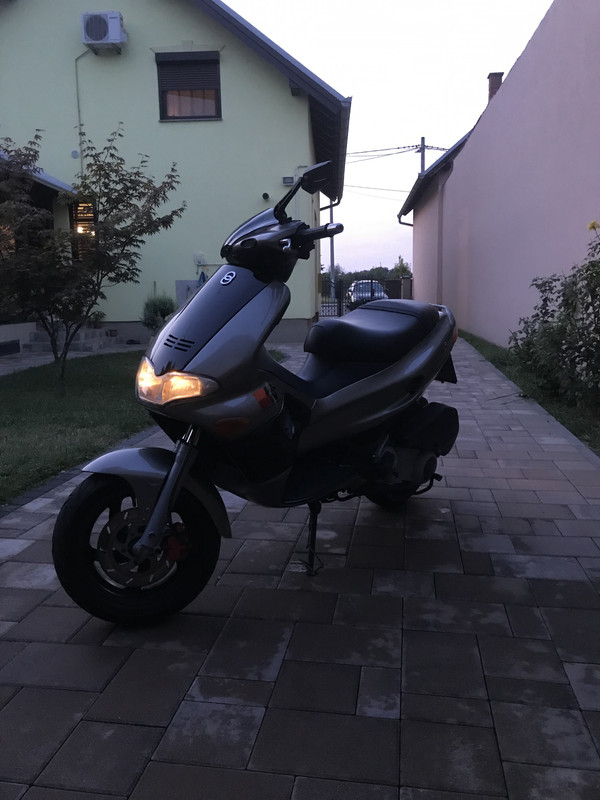 3FA8CBC6-5F15-4484-B990-CD5C615724CE