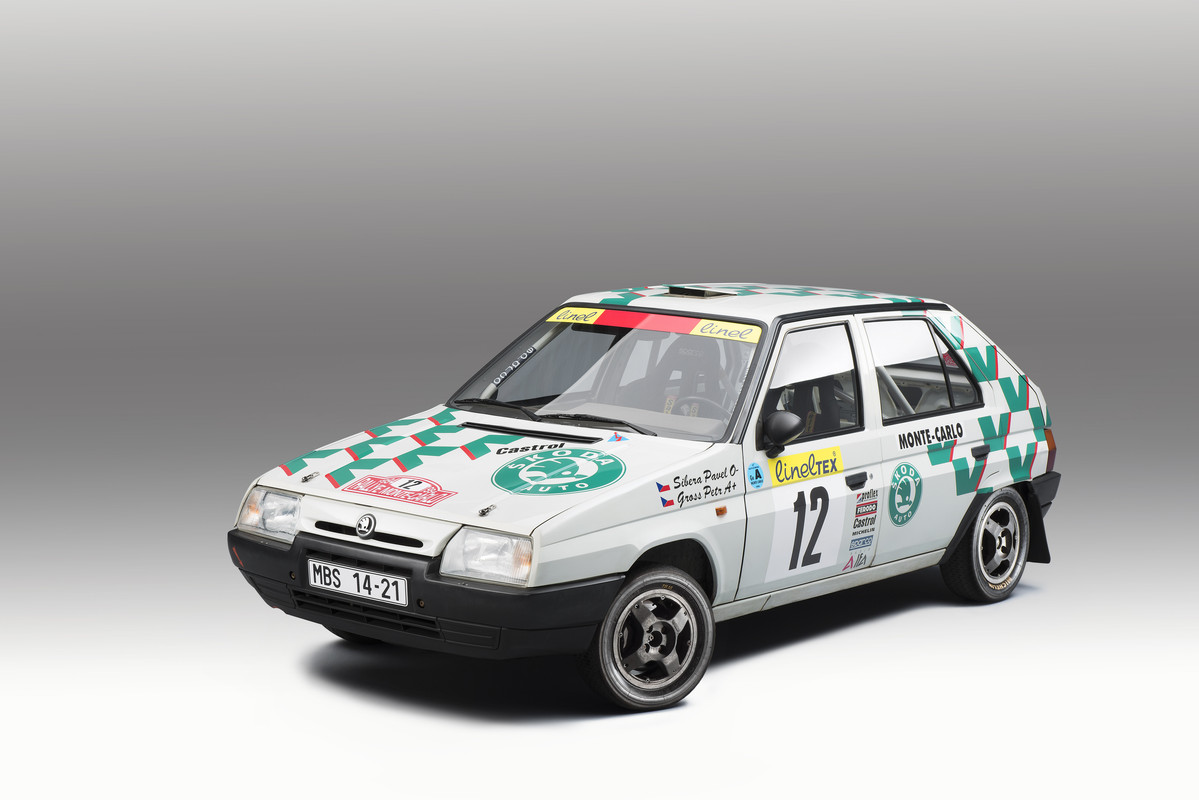 versiones-motorsport-del-koda-favorit-1989-todos-diferentes-y-aun-asi-familiares(6)