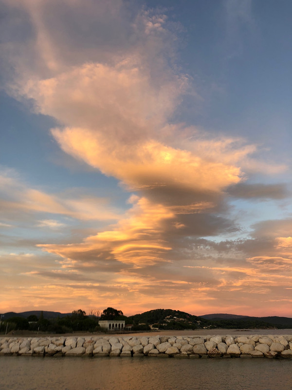 0371D6E5-7EB9-434D-A1E7-D4E5F571B0C9