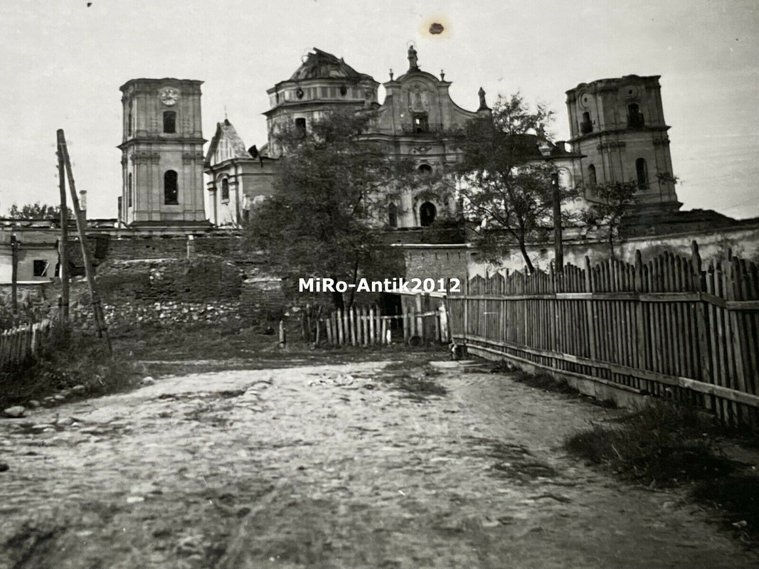 zerstörte Kirche in Berdytschiw, September 1941, Ukraine2