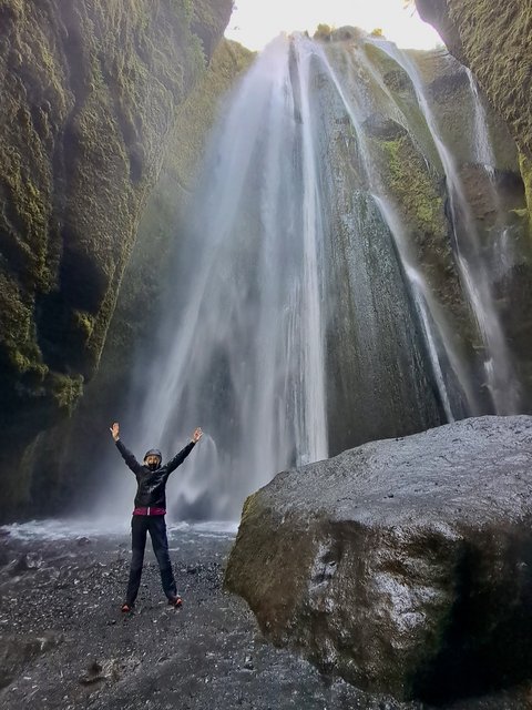 4 JULIO/22 COMENZAMOS A VER CASCADAS. - Islandia, 17 días..."sin sus noches" Julio 2022 (3)