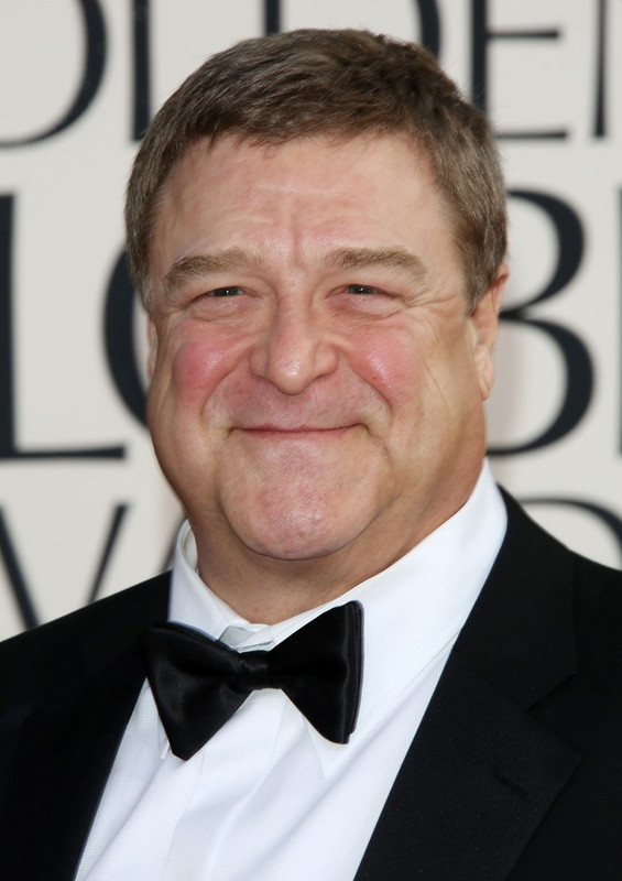 john-goodman-70th-annual-golden-globe-awards-01