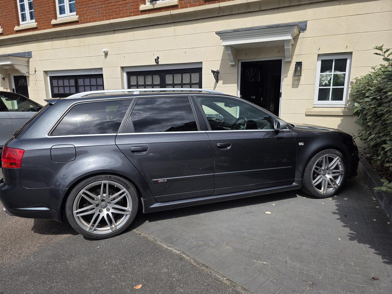 RS4 3