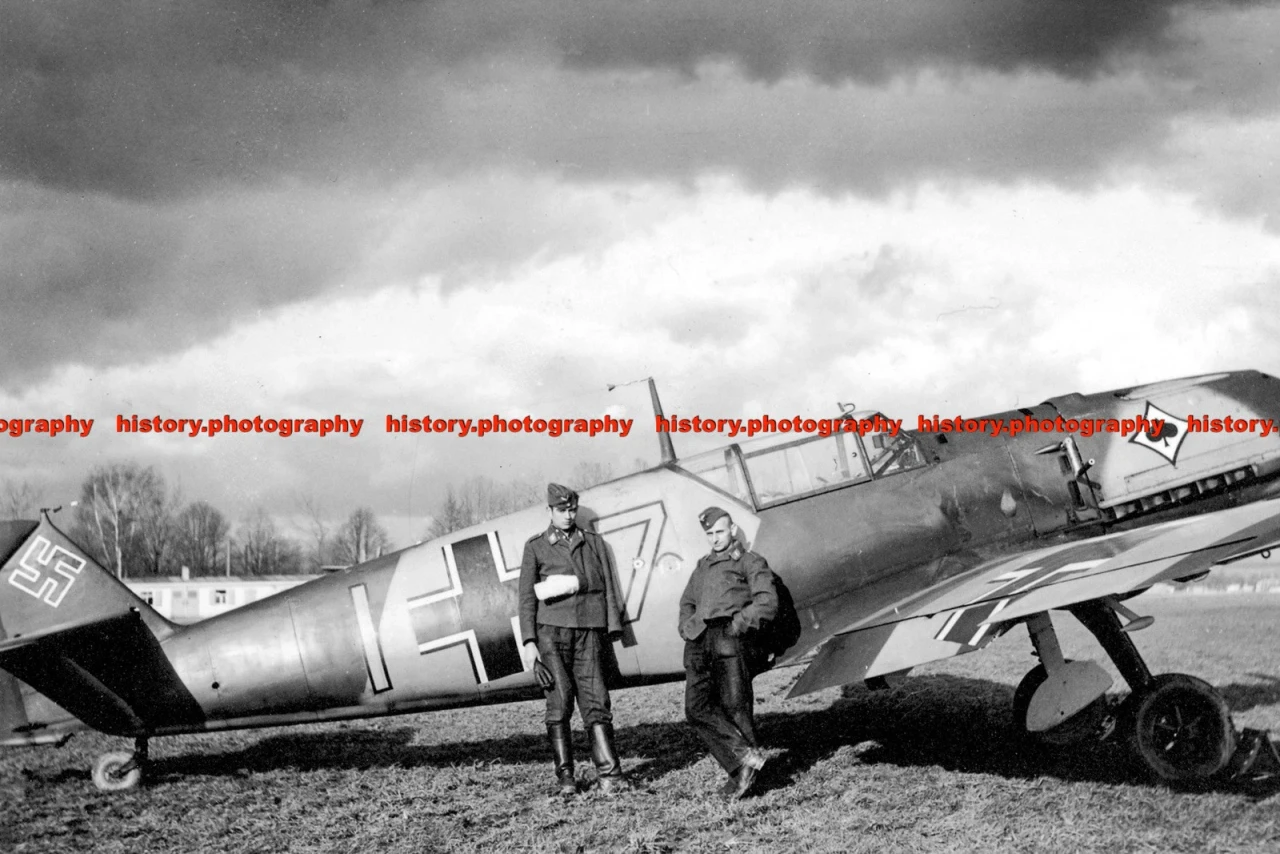F000842 Deutsches Messerschmitt Bf 109 Jagdflugzeug Luftwaffe