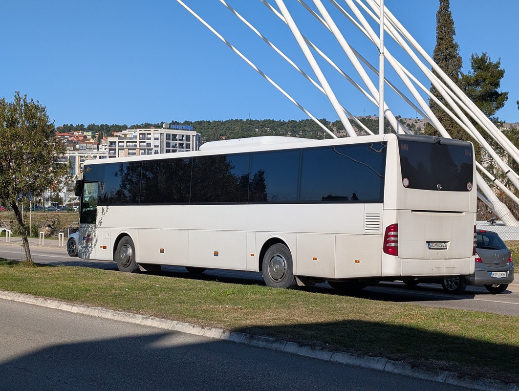 PXL_20250220_100327885.RAW-01.COVER