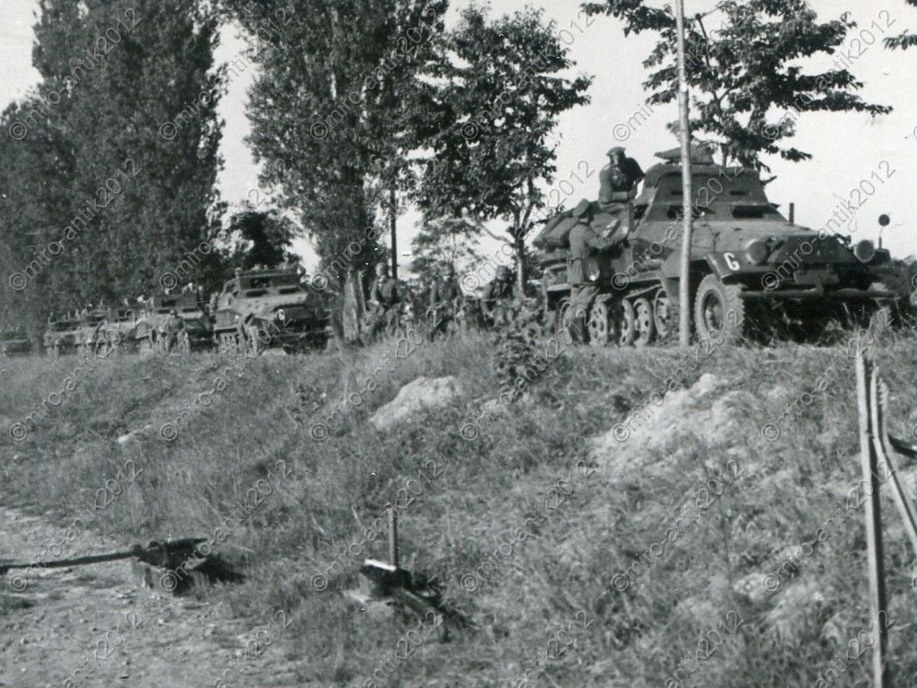Foto, Wehrmacht, Sdkfz, Panzerspähwagen auf dem 