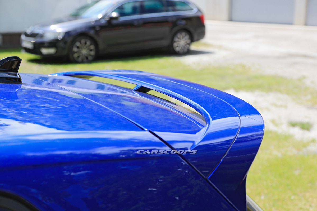 09DF49C4-8BC8-4568-ABB5-69701FECF1AB