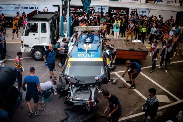 Engstler Forced To Wheelchair Terrible Macau Crash