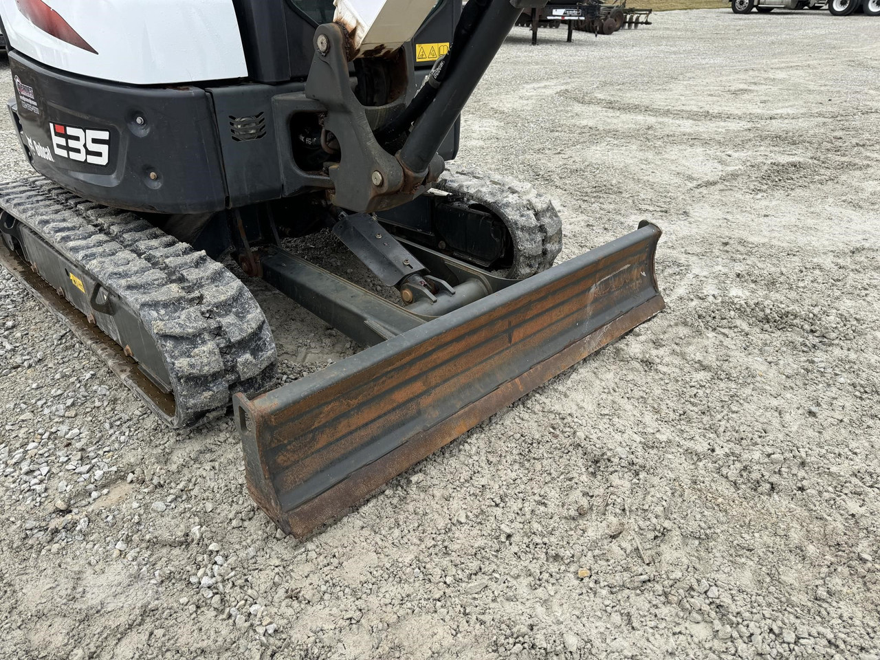 Vehicle thumbnail 21