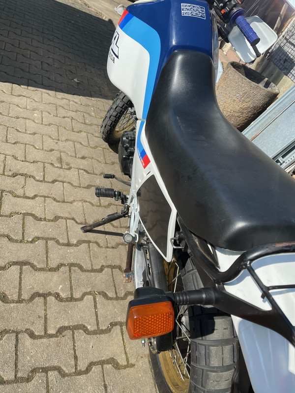 446B89EF-0350-40C2-B783-DD700250F440