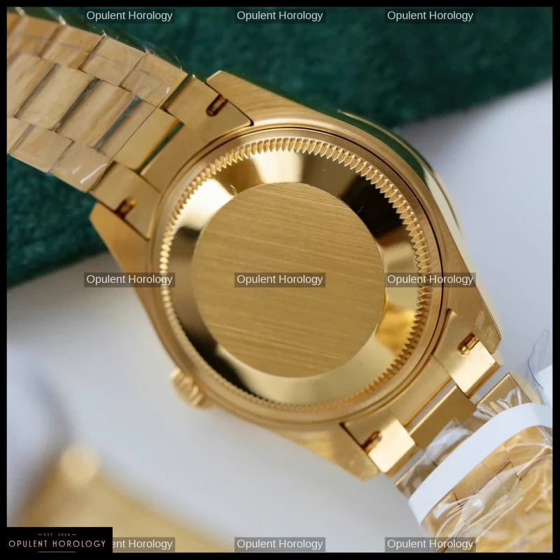 Rolex Datejust Women's Mother of Pearl Moissanite Gold Plated 31mm - Super Clone