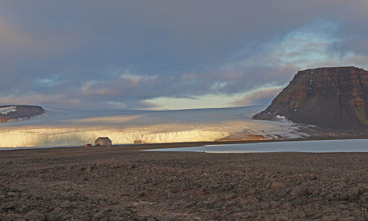 0H9A7416 о. Белл ЗФО, дом Эйры 1881г