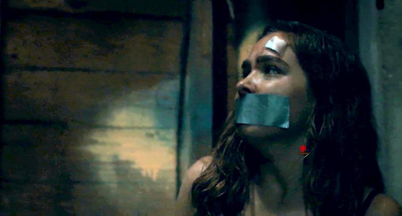 Haley Lu Richardson 5 Follow 2015