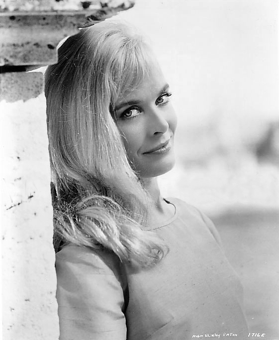 Shirley_Eaton_a03
