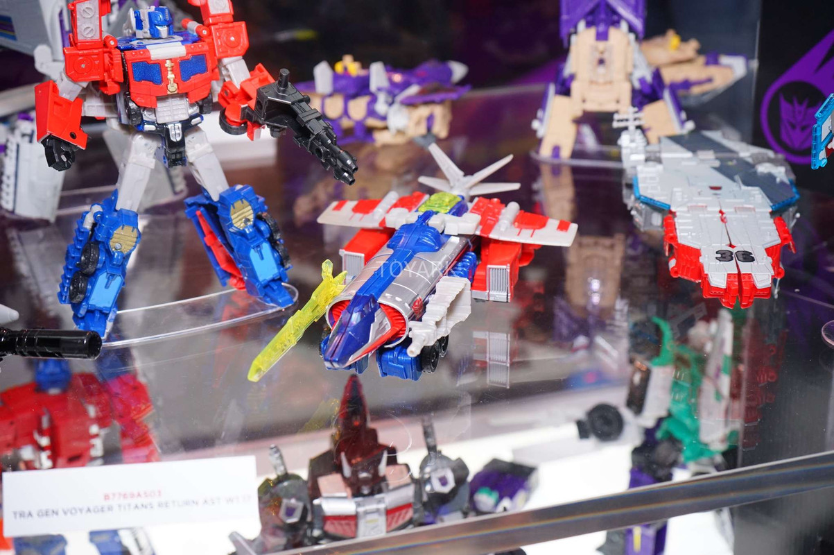 SDCC-2017-Hasbro-Transformers-056