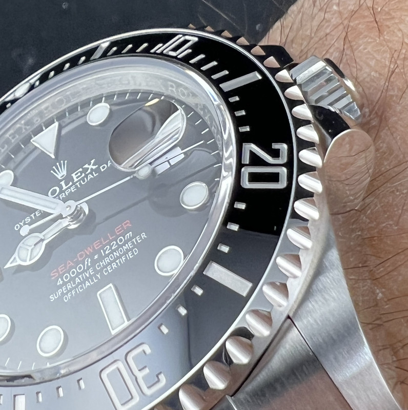 EE08CEFC-880B-406E-915C-86B9C609FAA4