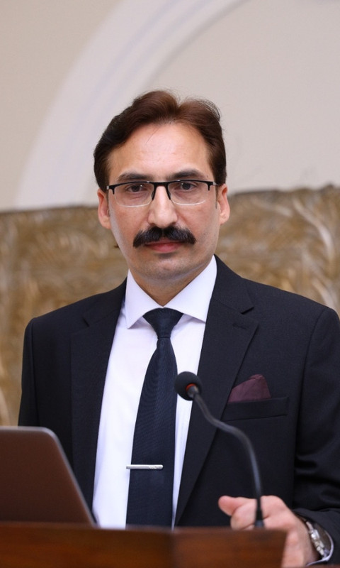 Portrait of Asif Fareed