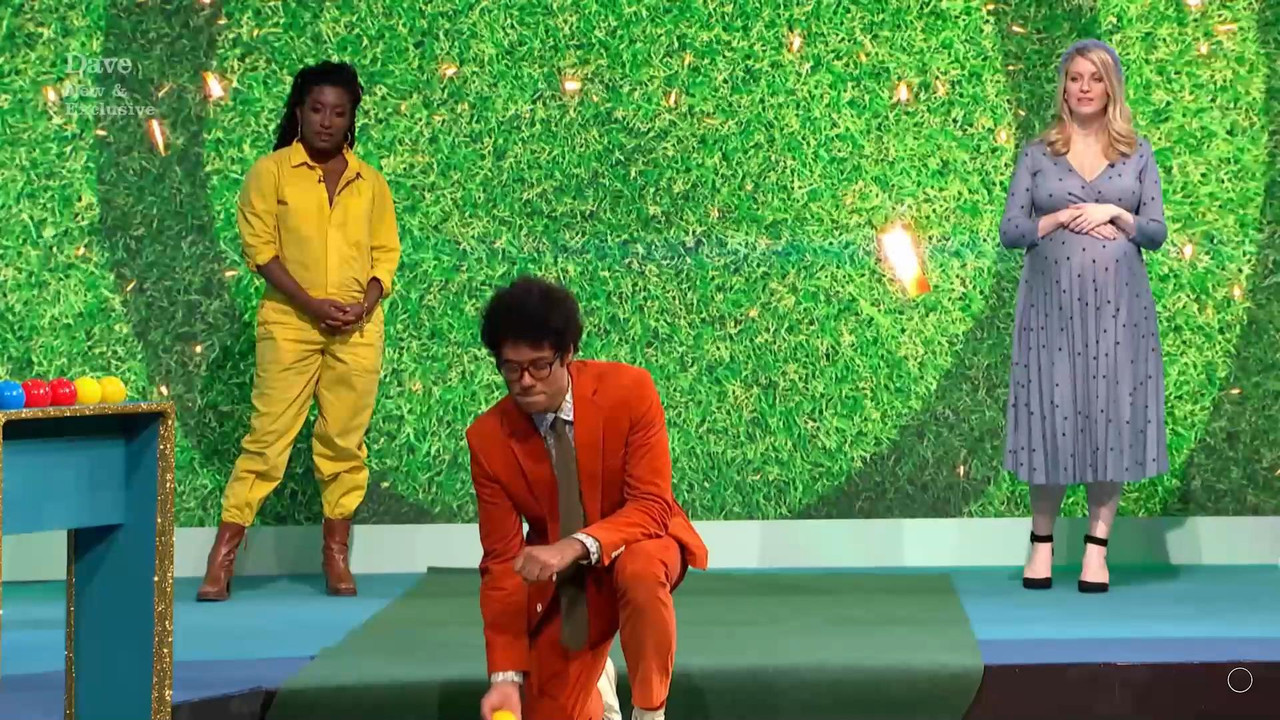 11.09 - 22.00.00 - Question Team. Making up Richard Ayoade's self-qui....ts_snapshot_43.13_[2021.11.