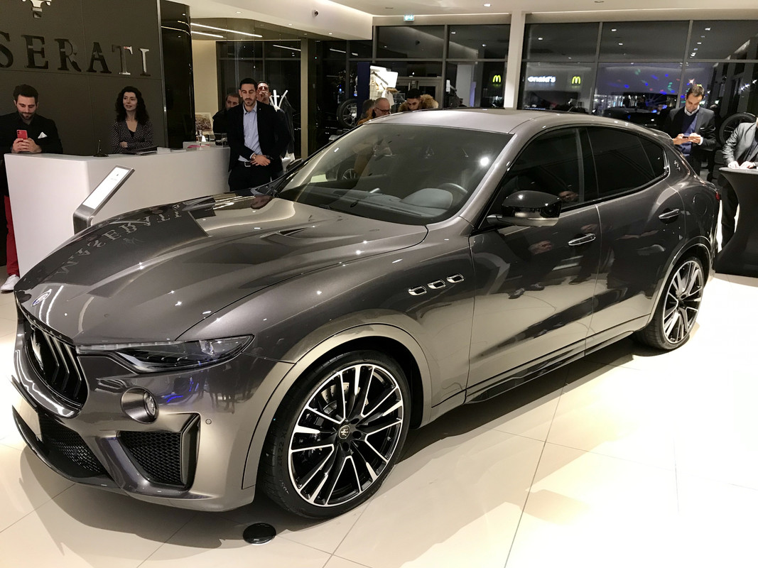 5FDE699E-4057-4815-B9E3-A69CDD0158F0