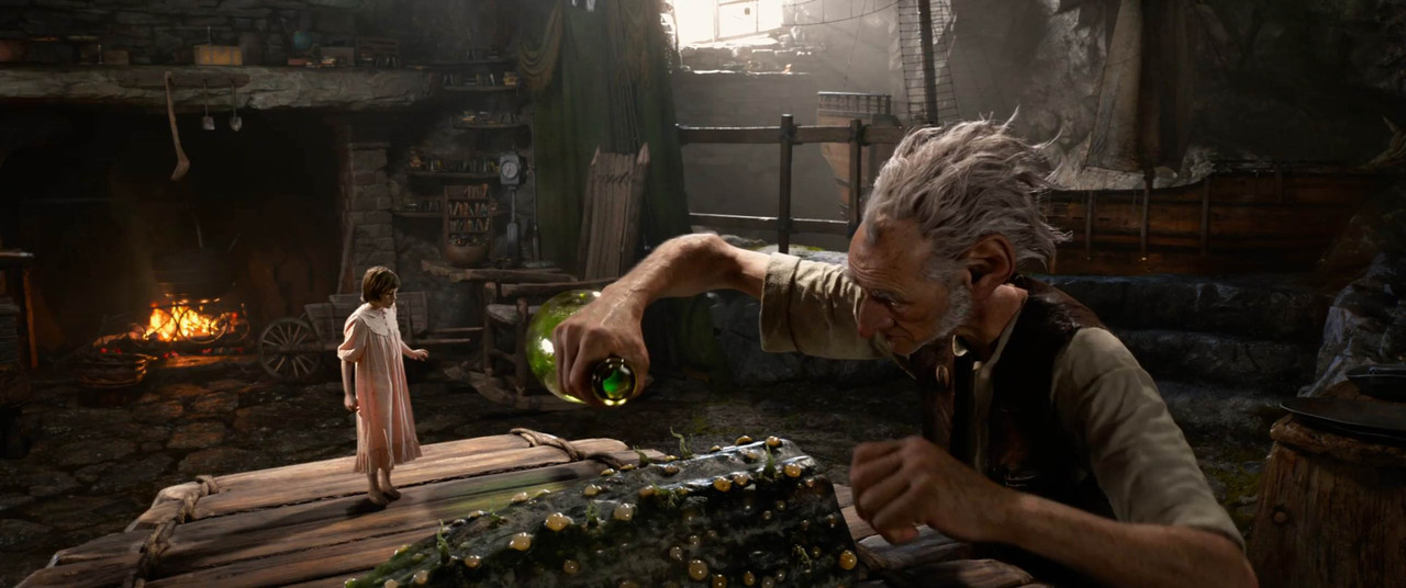 The BFG 2016 BluRay [Hindi + Tamil + Telugu + English] 480p, 720p, 1080p ESub Screenshot