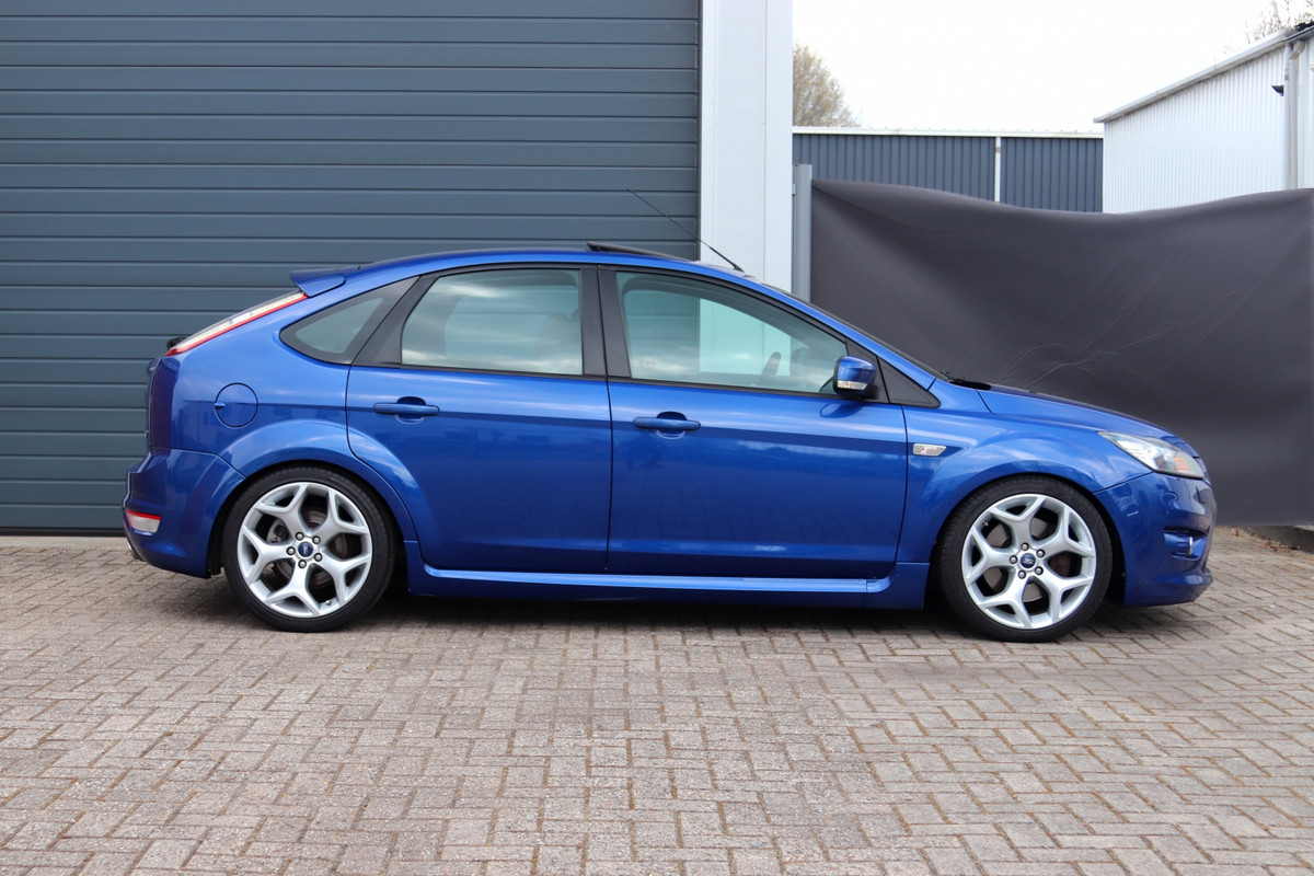 Ford-Focus-ST-25T-MK2-2008-080