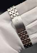 PXL 20251121 014817084