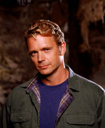 Smallville-Promotional-Images-Jonathan-Kent-00-(1)