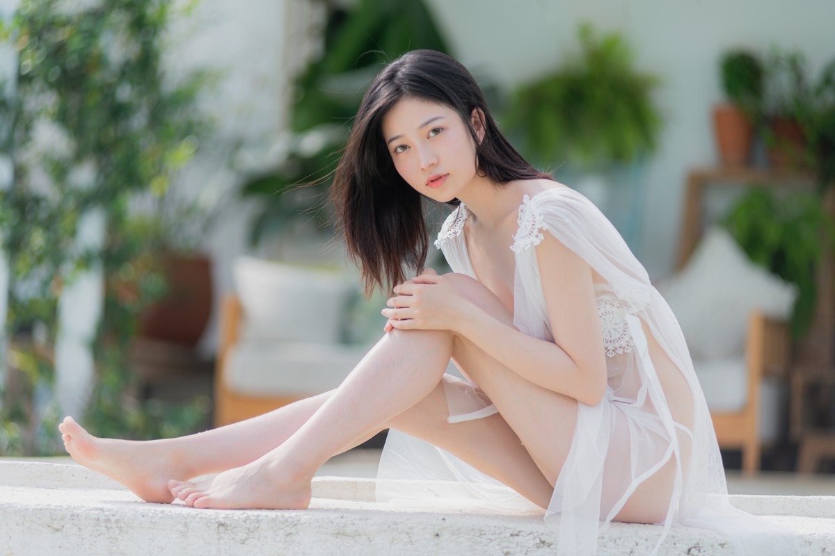 年年nnian 泳池写真清凉版 夏日比基尼图集插图7