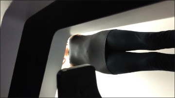 [Image: Voyeur26705100010.jpg]