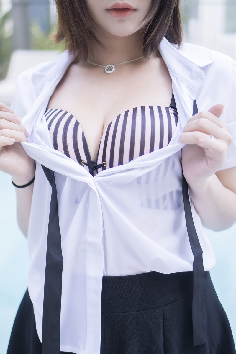 Hana Bunny 湿身衬衫写真｜Wet Shirt Casual 高清图片合集[9P-49.6M]插图5
