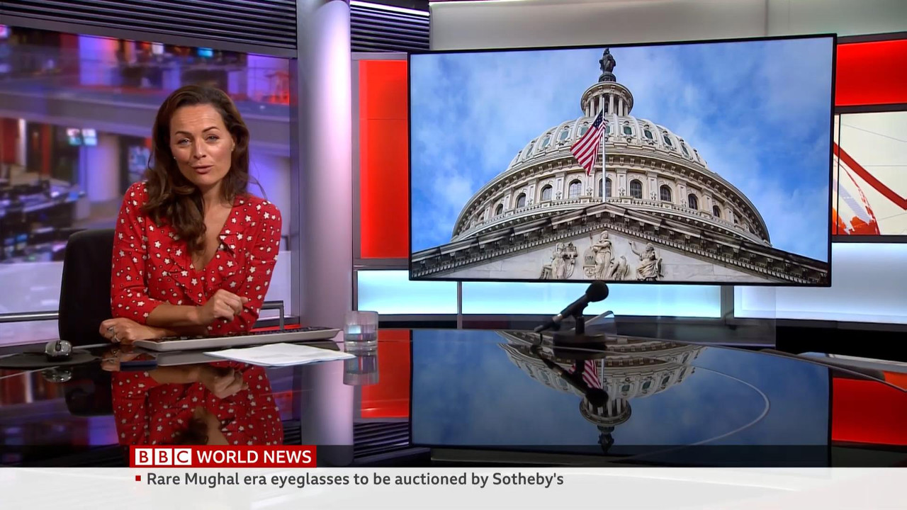 10.08 - 06.00.00 - BBC World News. News. Reporting on the day's inter....ts_snapshot_06.13_[2021.10.