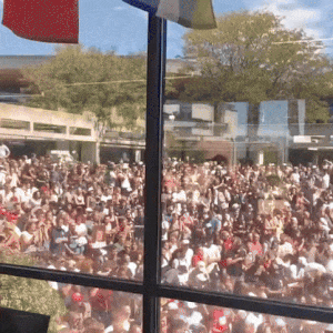 ezgif-50e20259304eb8.gif