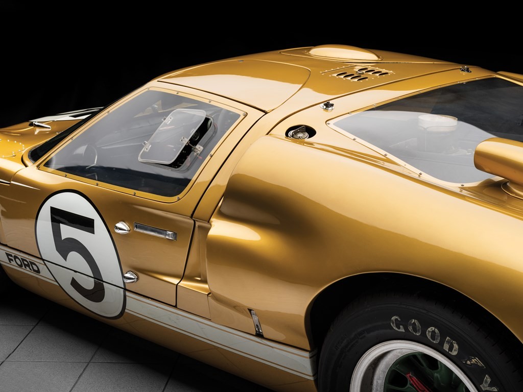 1966 Ford GT40 Le Mans (8)