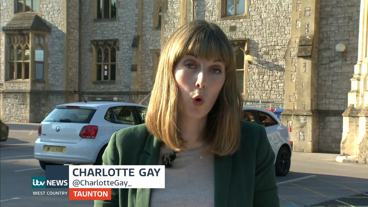 09.15 - 18.00.00 - ITV News London. The latest news in London and the....ts_snapshot_06.43.734