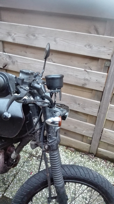 1488039641865-1540201976