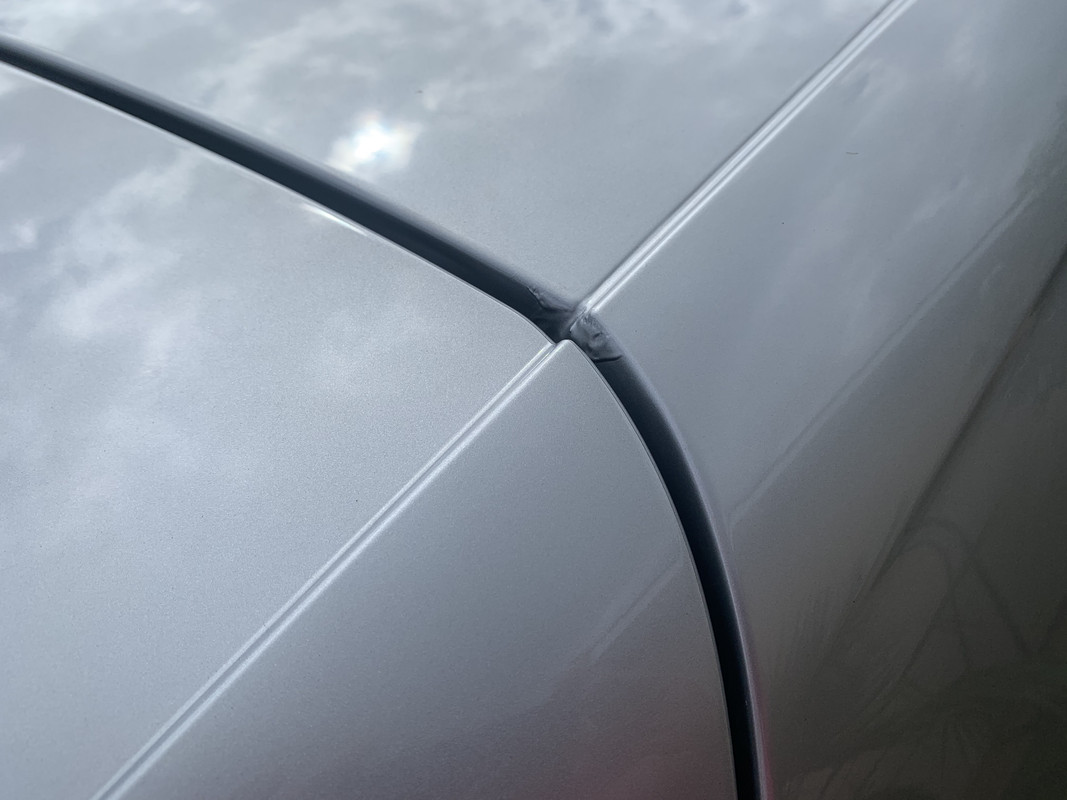 1B34B940-C875-4BE3-B31E-B37092445B4C