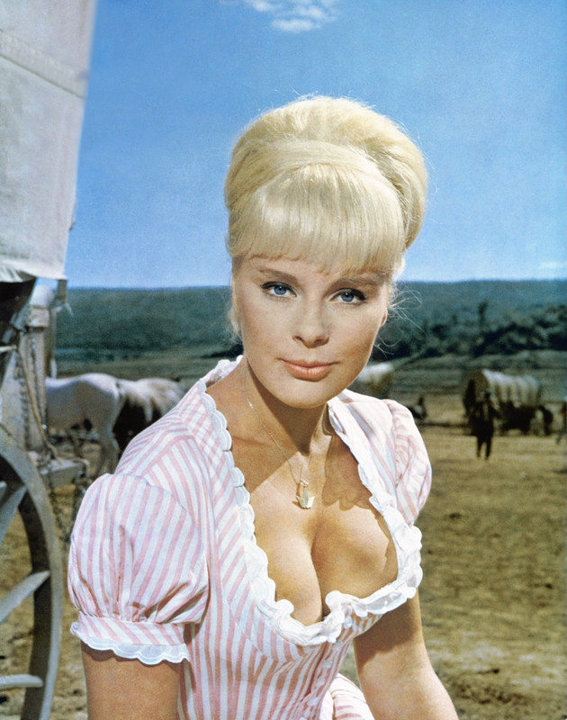 elke_sommer_md72