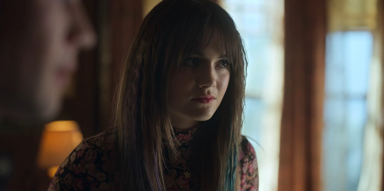 Locke & Key 2021 WebRip Season 2 [Hindi + English] 480p 720p ESub Screenshot