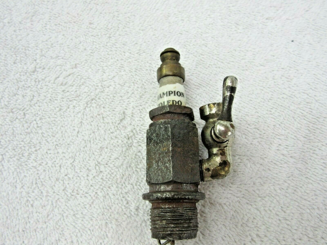 Antique-Vintage-Champion-Toledo-Built-in