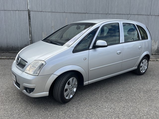 A9C8D0A1-9103-4FD5-97A4-40DE880E7838