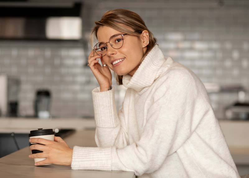 Белый свитер из кашемира