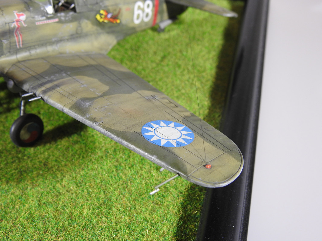 Curtiss P-40C Hawk, Bronco 1/48 –Klar DSCN2231